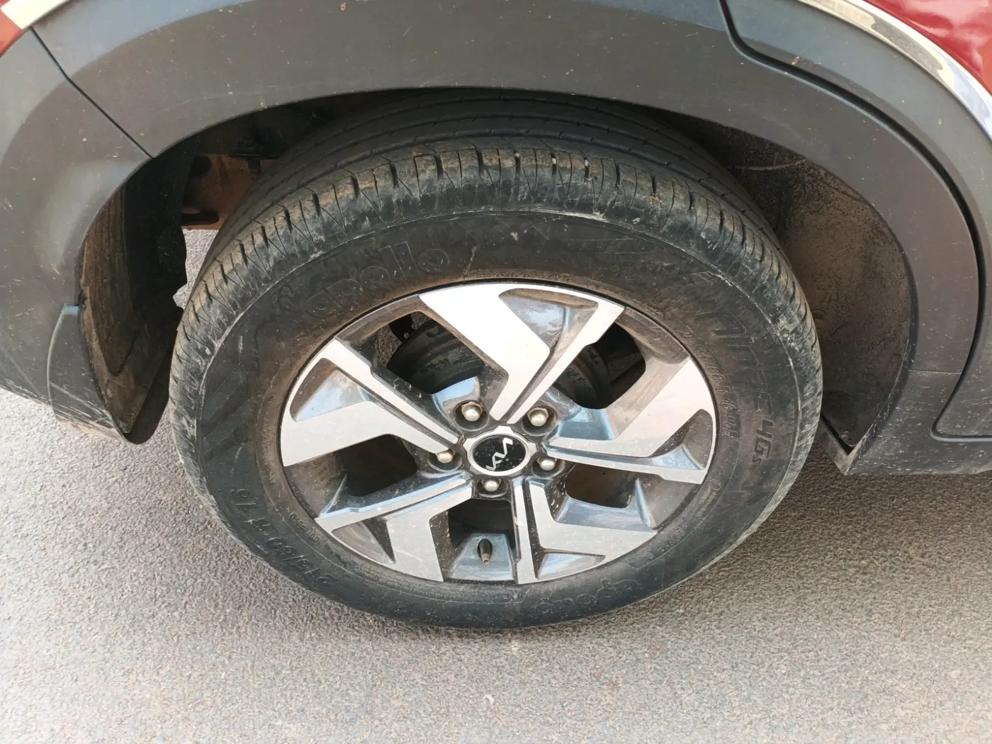 2022 KIA SONET HTX 1.0 DCT, Petrol, Automatic, 29,251 km, tyre