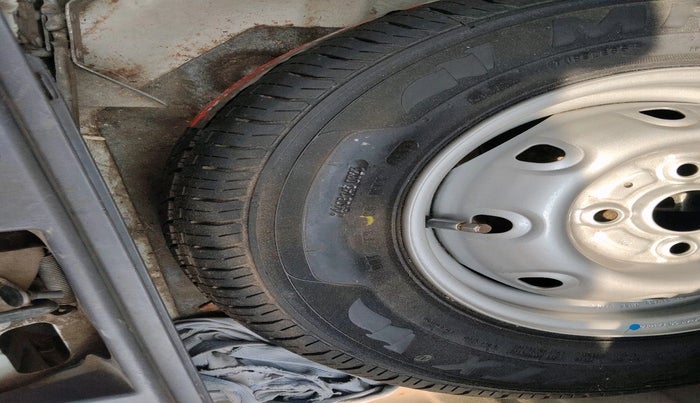 2009 Maruti Alto LXI, Petrol, Manual, 1,51,040 km, tyre