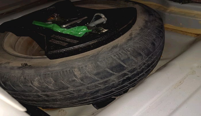 2017 Maruti Celerio VXI AMT (O), Petrol, Automatic, 48,167 km, tyre