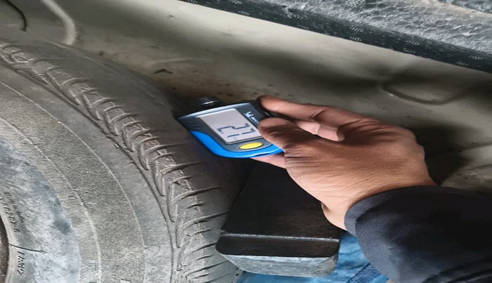 2011 Maruti SX4 VXI CNG, CNG, Manual, 1,21,505 km, tyre