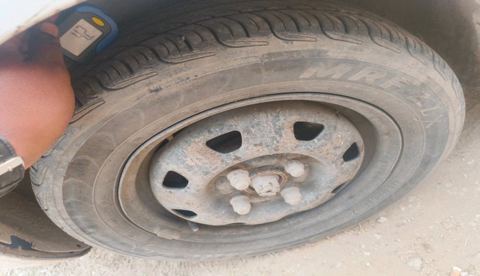 2012 Hyundai Santro Xing GLS, CNG, Manual, 1,08,500 km, tyre