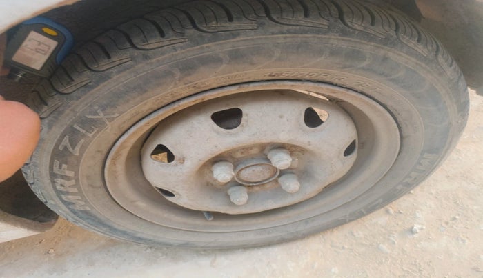 2012 Hyundai Santro Xing GLS, CNG, Manual, 1,08,500 km, tyre