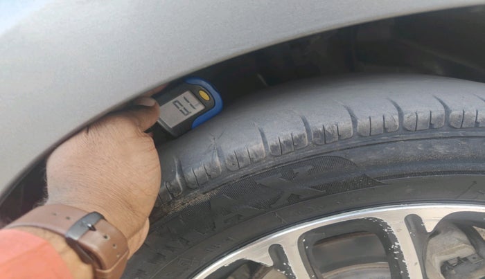 2021 Maruti Swift ZXI PLUS, Petrol, Manual, 1,54,305 km, tyre