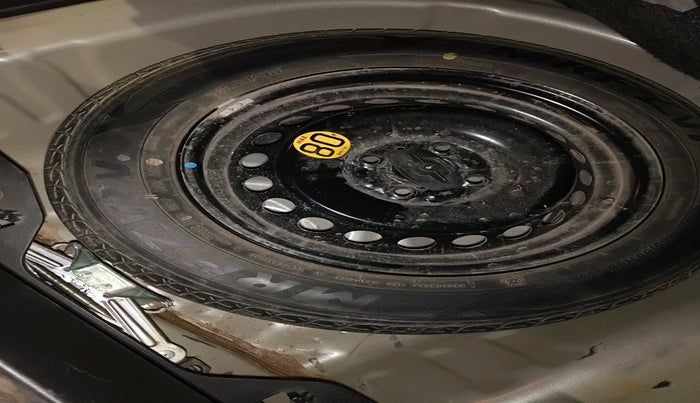 2016 Maruti Baleno ALPHA PETROL 1.2, Petrol, Manual, 1,13,587 km, tyre