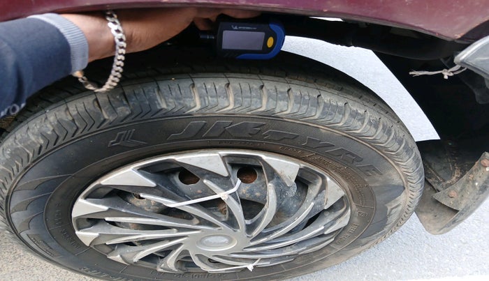 2010 Maruti Alto LXI, Petrol, Manual, 32,680 km, tyre