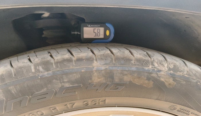 2023 Hyundai Creta SX 1.5 PETROL, Petrol, Manual, 18,430 km, tyre