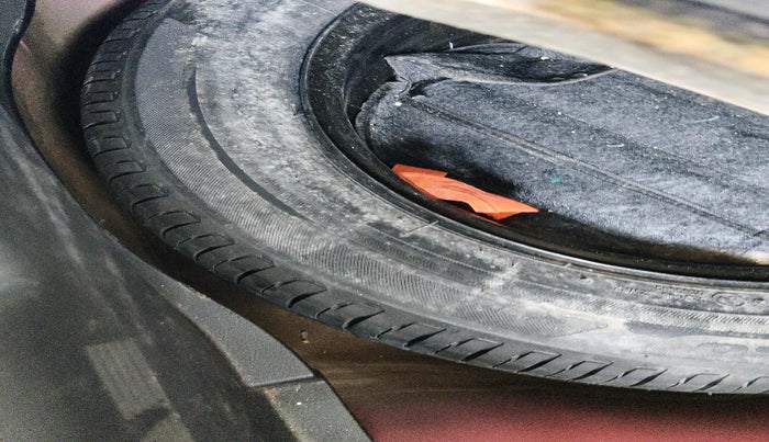 2021 Hyundai NEW I20 ASTA (O) 1.2 MT, Petrol, Manual, 31,864 km, tyre