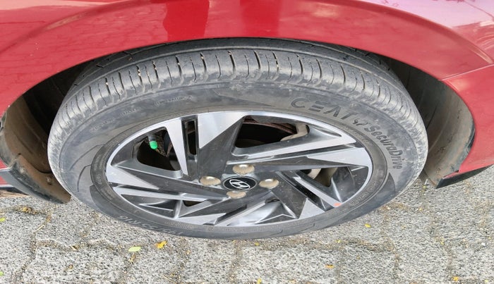 2021 Hyundai NEW I20 ASTA (O) 1.2 MT, Petrol, Manual, 31,864 km, tyre