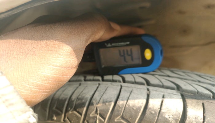 2012 Maruti Alto 800 LXI, Petrol, Manual, 89,752 km, tyre