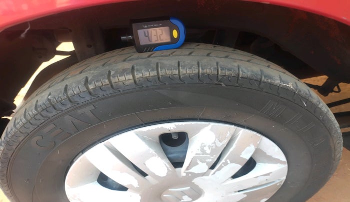 2013 Maruti Alto 800 LXI, Petrol, Manual, 73,632 km, tyre