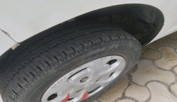 2018 Tata Nano TWIST XTA, Petrol, Automatic, 33,362 km, tyre