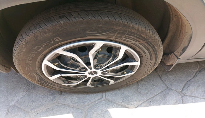 2023 Tata PUNCH PURE MT CNG, CNG, Manual, 13,673 km, tyre