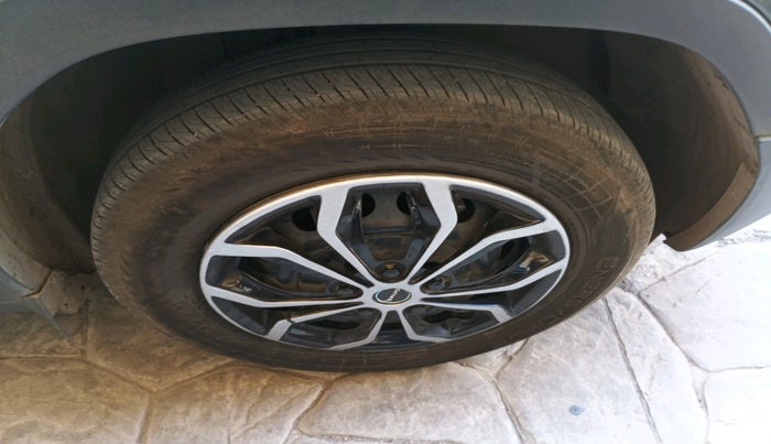 2023 Tata PUNCH PURE MT CNG, CNG, Manual, 13,673 km, tyre