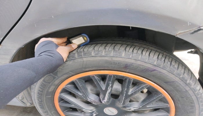 2012 Maruti Swift VXI, Petrol, Manual, 87,329 km, tyre