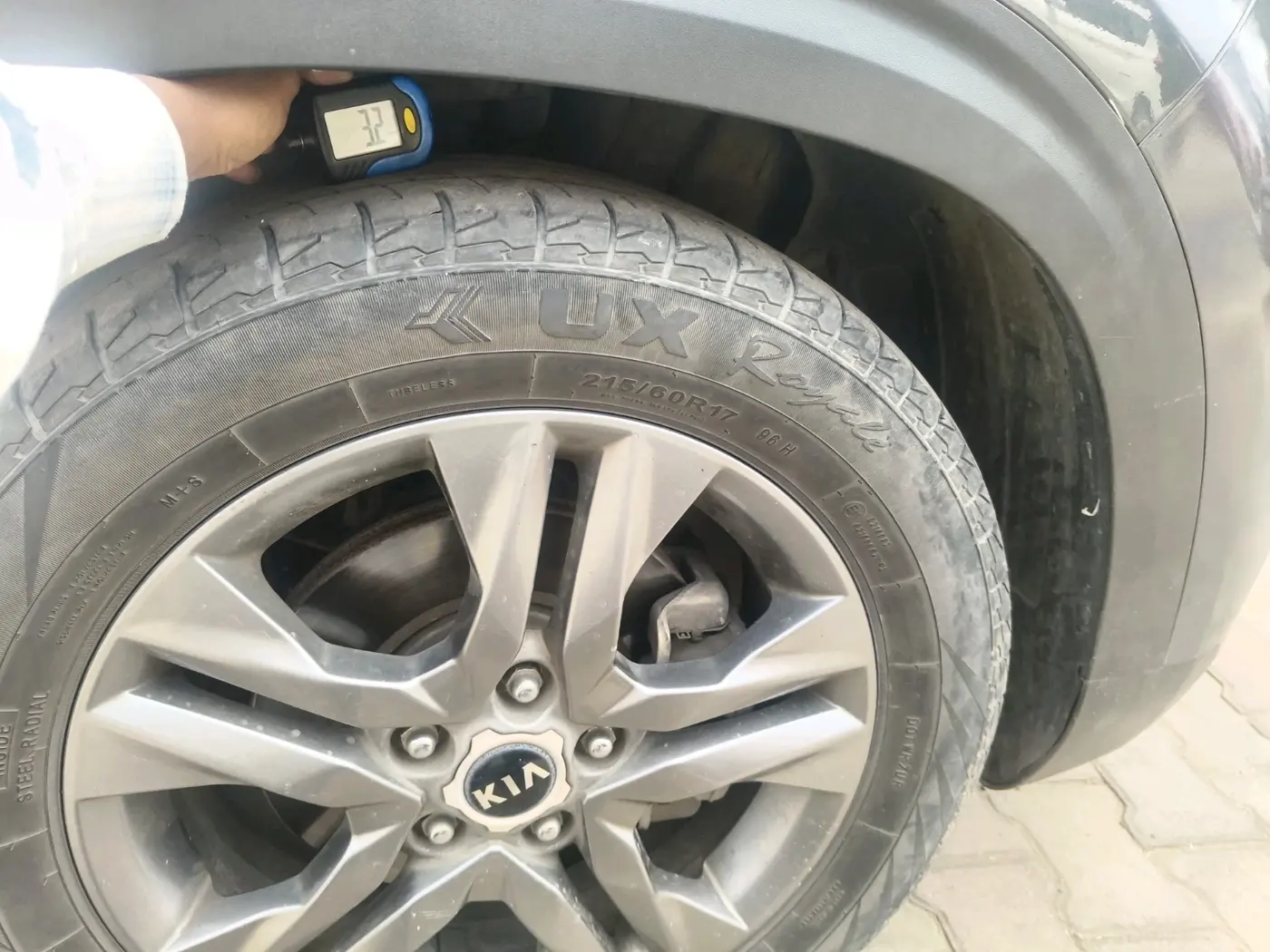 2020 KIA SELTOS HTX 1.5 DIESEL, Diesel, Manual, 1,00,428 km, tyre