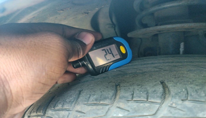 2017 Maruti Baleno DELTA DIESEL 1.3, Diesel, Manual, 90,592 km, tyre