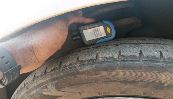 2012 Hyundai Santro Xing GL LPG, Petrol, Manual, 1,59,824 km, tyre