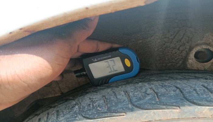 2012 Hyundai Santro Xing GL LPG, Petrol, Manual, 1,59,824 km, tyre