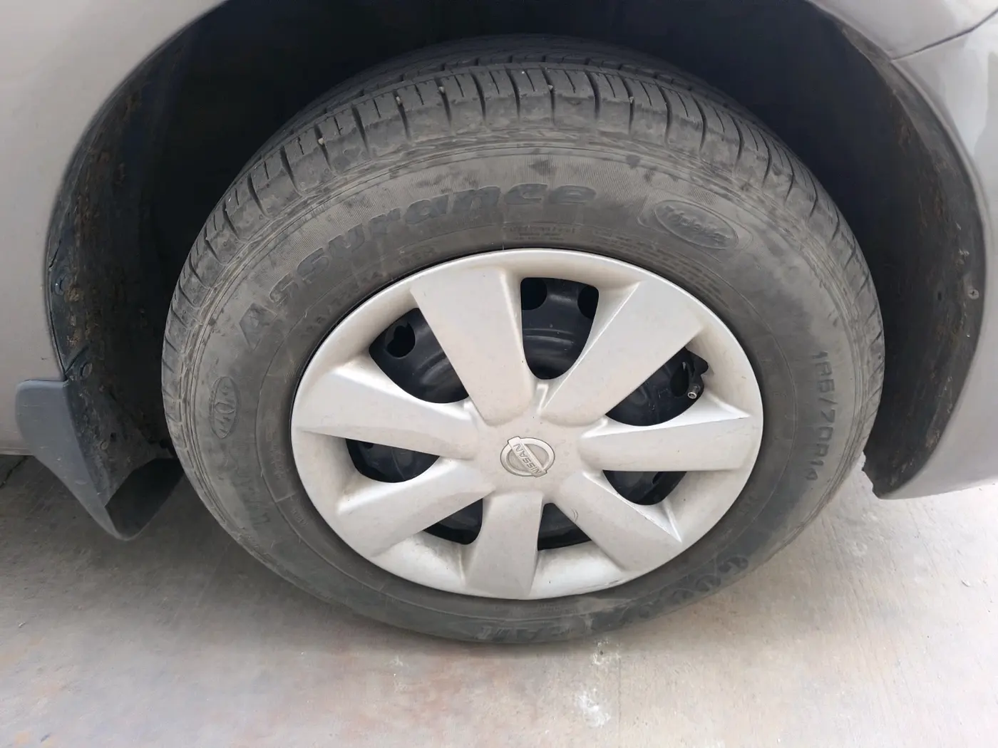 2013 Nissan Sunny XL, Petrol, Manual, 67,976 km, tyre