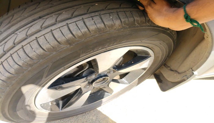 2018 Tata NEXON XZ PLUS PETROL, CNG, Manual, 1,77,270 km, tyre