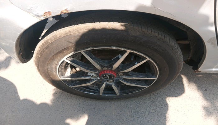 2007 Hyundai Santro Xing XO, Petrol, Manual, 98,107 km, tyre