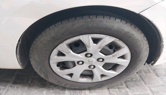 2016 Hyundai Grand i10 MAGNA 1.2 KAPPA VTVT, Petrol, Manual, 76,048 km, tyre