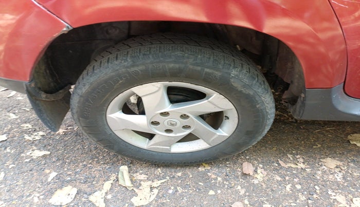 2012 Renault Duster 110 PS RXZ DIESEL, Diesel, Manual, 1,94,520 km, tyre