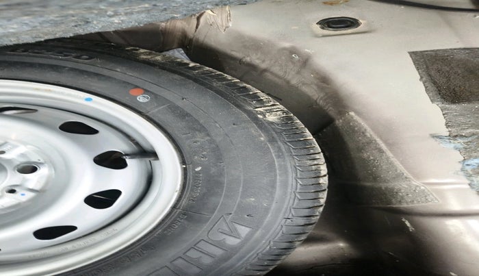 2017 Tata Tiago XZA PETROL, Petrol, Automatic, 70,643 km, tyre