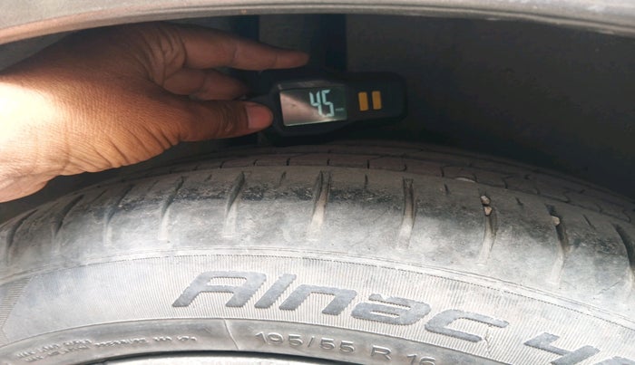 2018 Maruti Ciaz ALPHA  AT 1.5 SHVS PETROL, Petrol, Automatic, 93,033 km, tyre