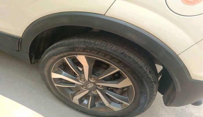 2019 Mahindra XUV300 W8 (O) 1.5 DIESEL, Diesel, Manual, 78,575 km, tyre