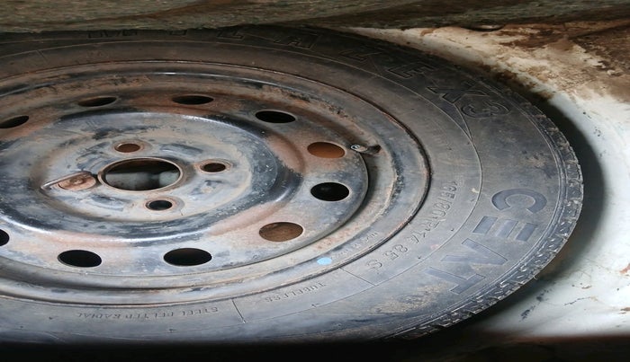 2014 Maruti Ritz VXI, Petrol, Manual, 98,037 km, tyre