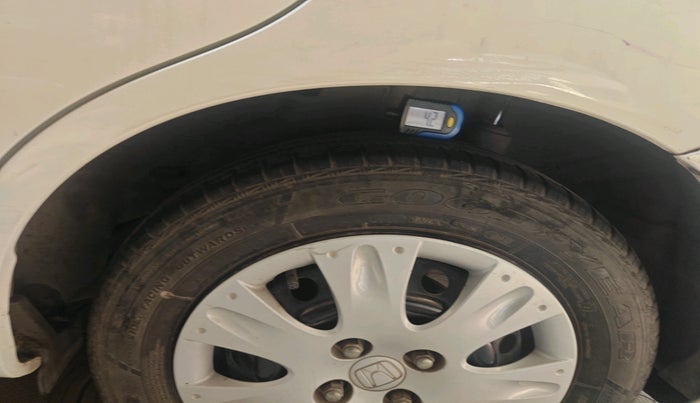 2013 Honda Amaze 1.2L I-VTEC S, Petrol, Manual, 52,886 km, tyre