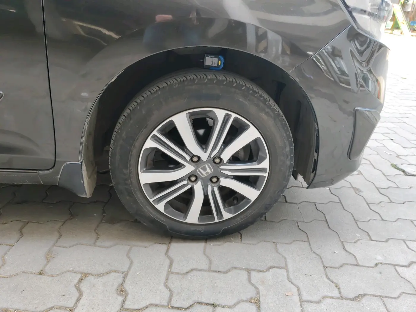 2023 Honda Amaze 1.2L I-VTEC VX CVT, Petrol, Automatic, 32,419 km, tyre