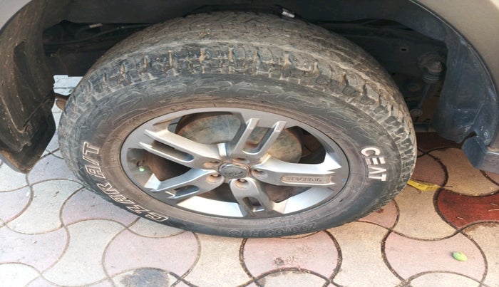 2021 Mahindra Thar LX D AT 4WD HT, Diesel, Automatic, 58,974 km, tyre