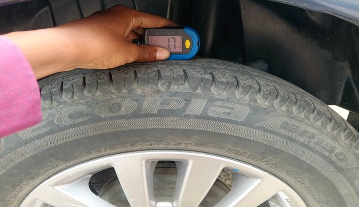 2019 Maruti Dzire VXI, Petrol, Manual, 68,751 km, tyre