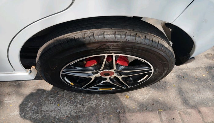 2018 Maruti Wagon R 1.0 VXI+ (O) MT, Petrol, Manual, 69,803 km, tyre