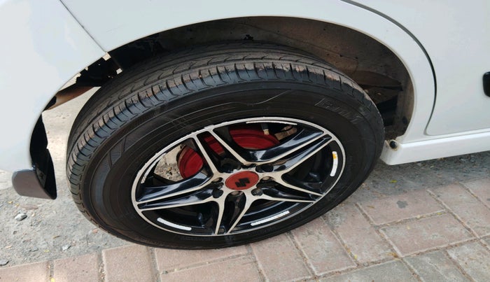 2018 Maruti Wagon R 1.0 VXI+ (O) MT, Petrol, Manual, 69,803 km, tyre