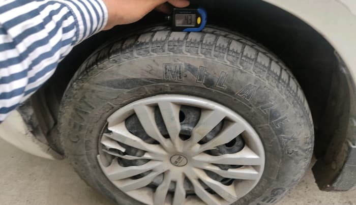 2012 Maruti Swift Dzire VXI, Petrol, Manual, 53,419 km, tyre