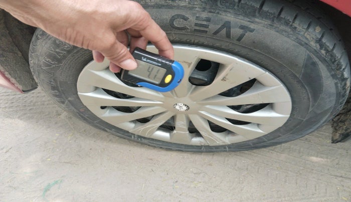 2017 Maruti Celerio ZXI AMT, CNG, Automatic, 70,244 km, tyre