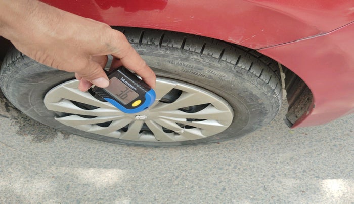 2017 Maruti Celerio ZXI AMT, CNG, Automatic, 70,244 km, tyre