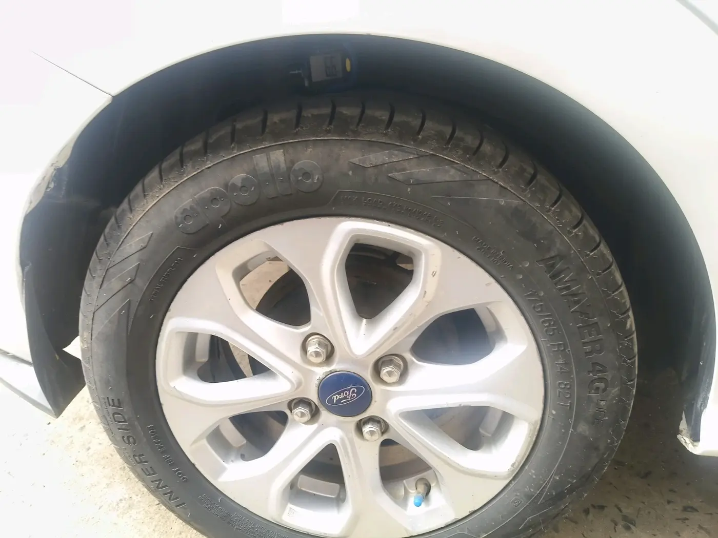 2016 Ford Figo Aspire TITANIUM 1.2 PETROL, Petrol, Manual, 77,791 km, tyre