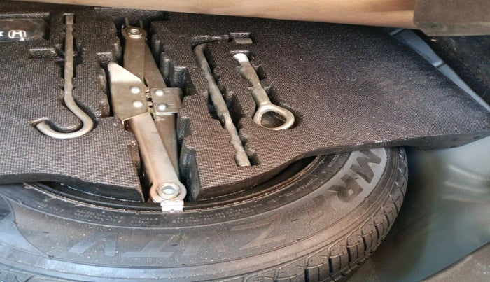 2019 Honda Jazz 1.2L I-VTEC V, Petrol, Manual, 34,676 km, tyre