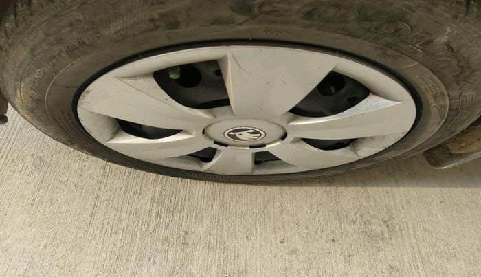 2021 Skoda Rapid ACTIVE 1.0 TSI, Petrol, Manual, 39,073 km, tyre