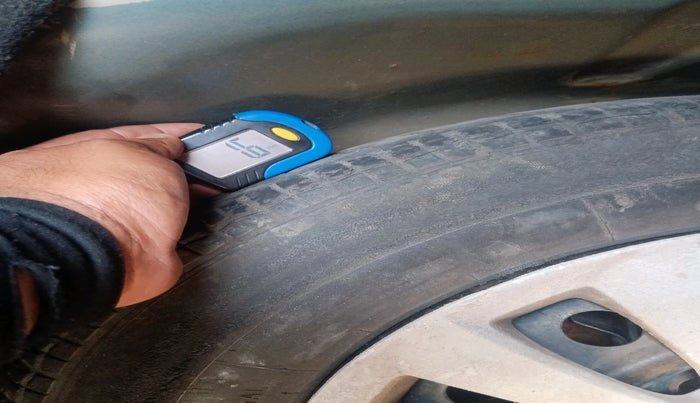 2015 Maruti Swift Dzire VXI, Petrol, Manual, 62,347 km, tyre