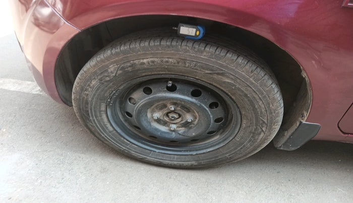 2010 Maruti Ritz LDI, Diesel, Manual, 1,13,828 km, tyre