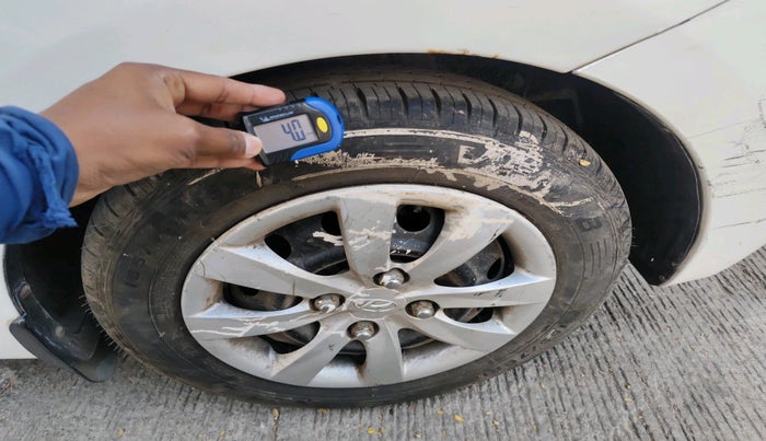 2013 Hyundai Eon MAGNA + LPG, Petrol, Manual, 79,551 km, tyre