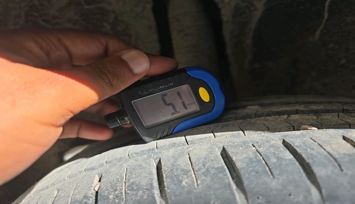 2022 Toyota Glanza G, Petrol, Manual, 39,271 km, tyre