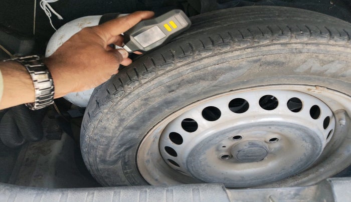 2015 Maruti Baleno SIGMA PETROL 1.2, Petrol, Manual, 66,549 km, tyre