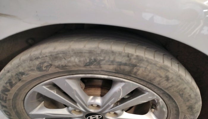 2018 Hyundai New Elantra 1.6 SX (O) MT DIESEL, Diesel, Manual, 1,62,091 km, tyre