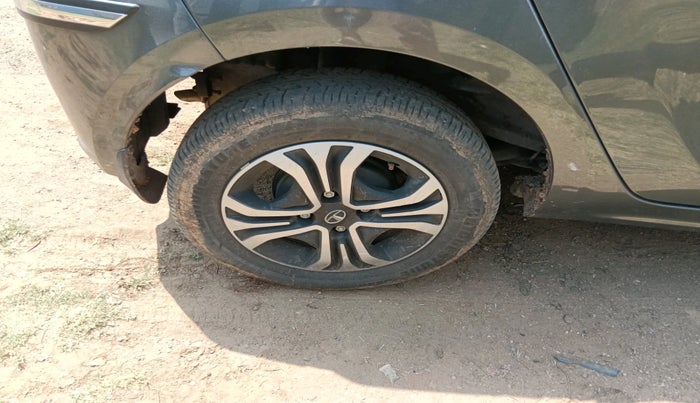 2023 Tata Tiago XZ PLUS CNG, CNG, Manual, 12,916 km, tyre